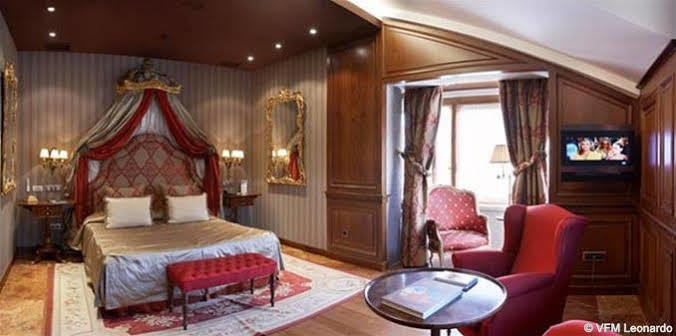 Hotel Real De Bohoyo Habitación foto